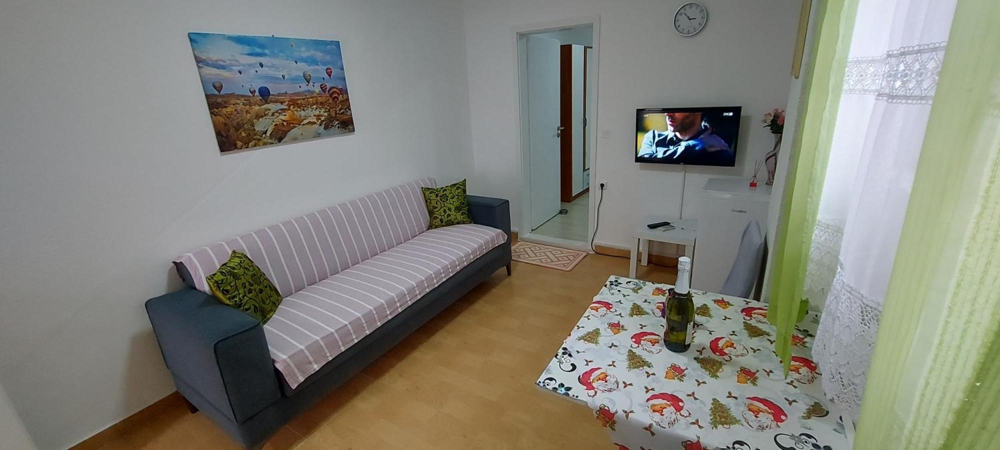 Ema & Sea Apartment'S With Free Private Parking Pula Exterior photo