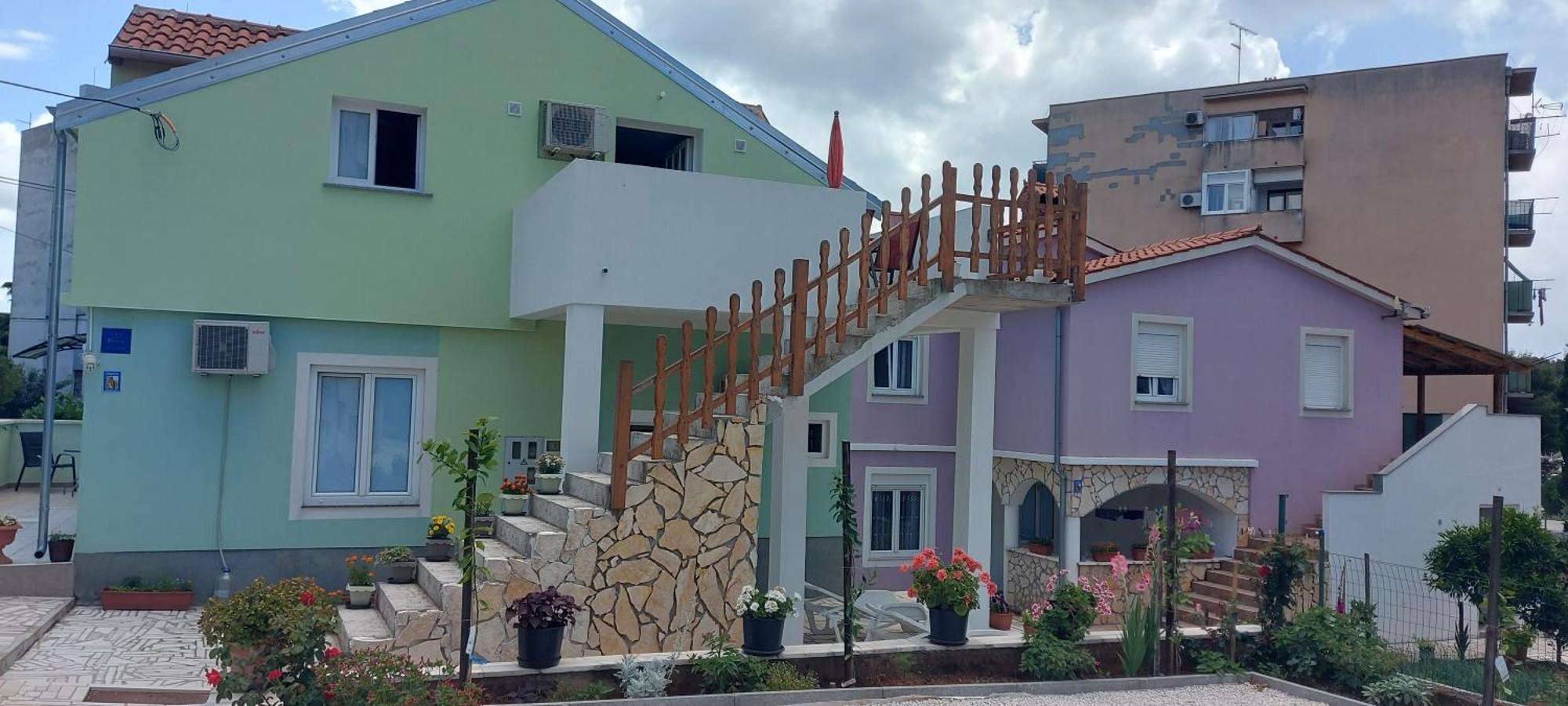 Ema & Sea Apartment'S With Free Private Parking Pula Exterior photo