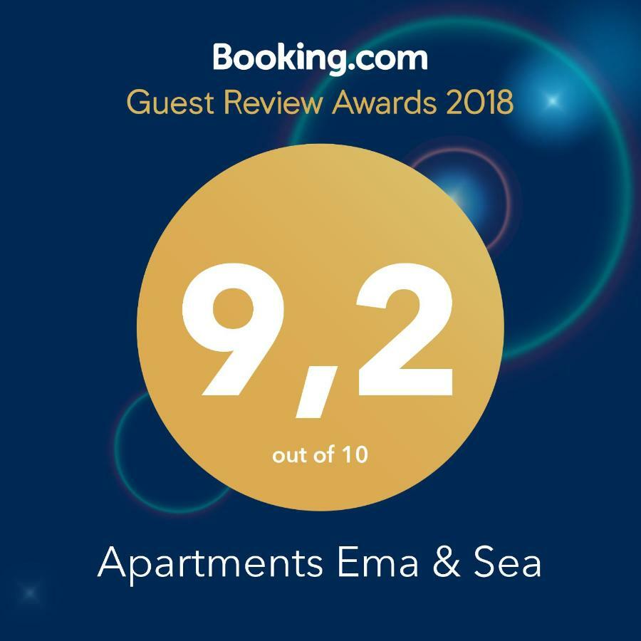 Ema & Sea Apartment'S With Free Private Parking Pula Exterior photo