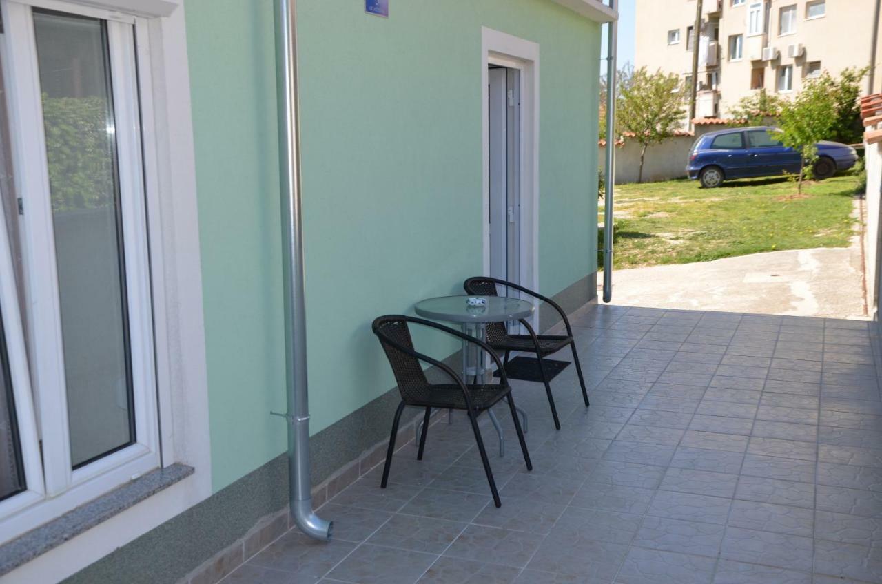 Ema & Sea Apartment'S With Free Private Parking Pula Exterior photo